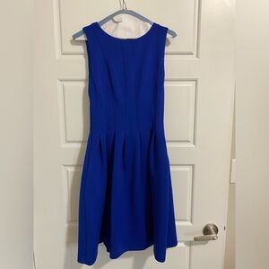 Calvin Klein Business Dress
Barely ever worn, just dry cleaned
Size 2